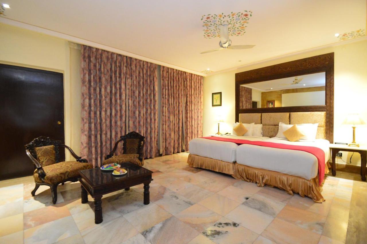 Talaibagh Palace Amer Bagian luar foto